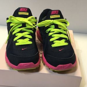 Nike Revolution 2 Navy/Pink/Neon  8
